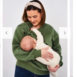 NWT xs latched mama 635 snuggle up